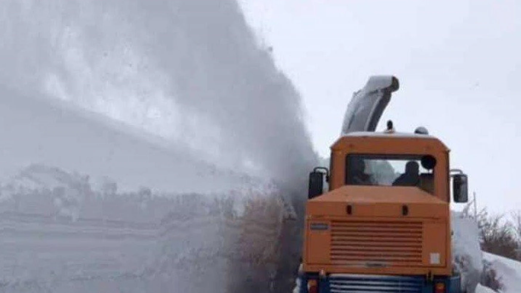 Elazığ'da kar nedeniyle 227 köy yolu ulaşıma kapalı