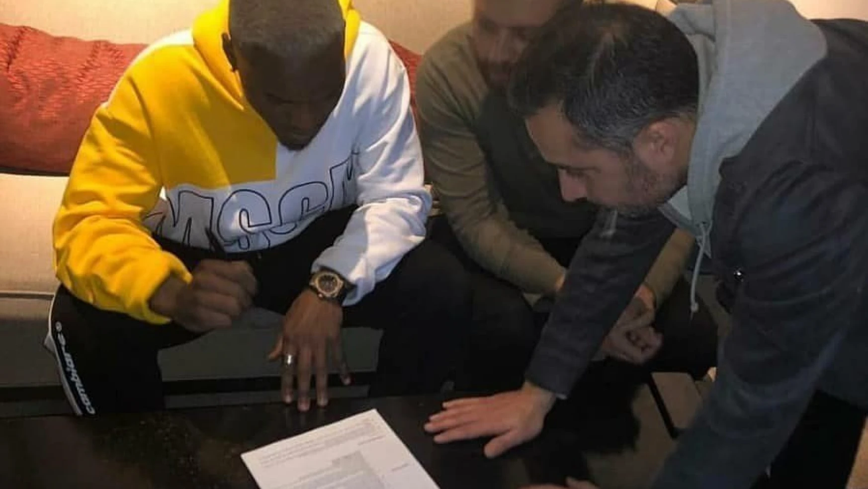Yeni Malatyaspor, Thievy Bifouma ile 1.5 yıllık sözleşme imzaladı
