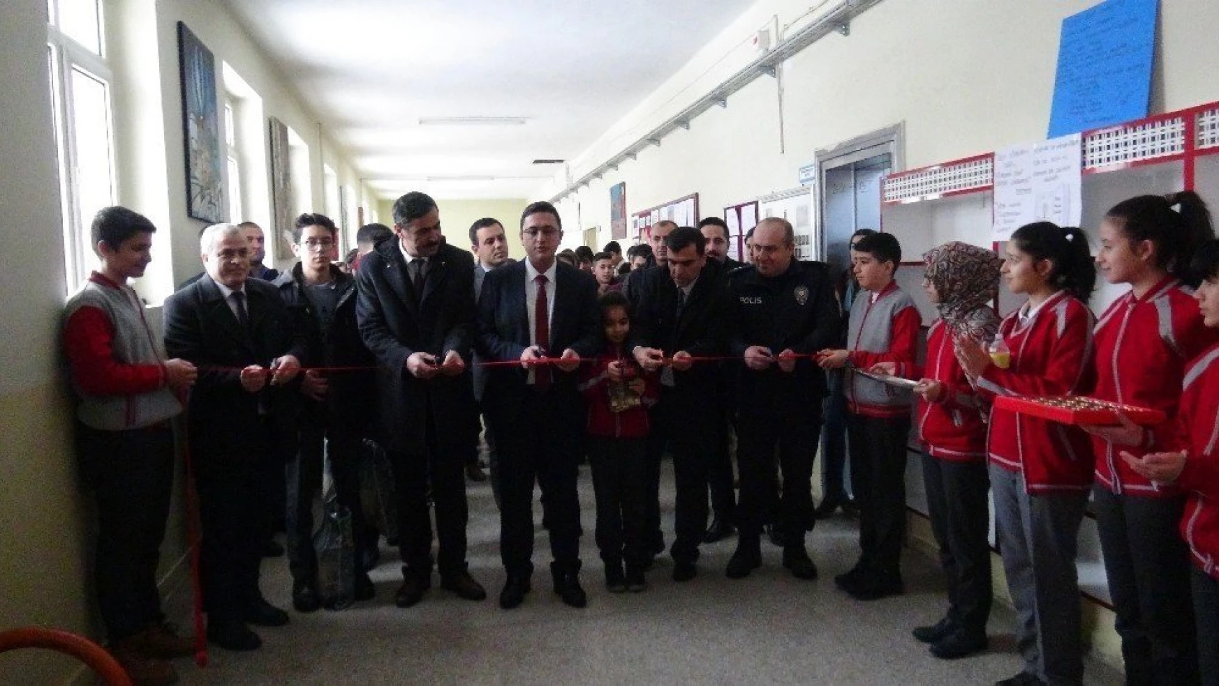 Doğanşehir'de okullarda 'Salon Kütüphanesi' kuruluyor