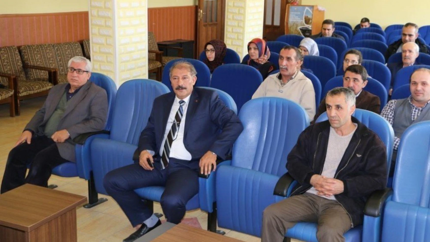 Elazığ'da 'Koruyucu Aile' semineri