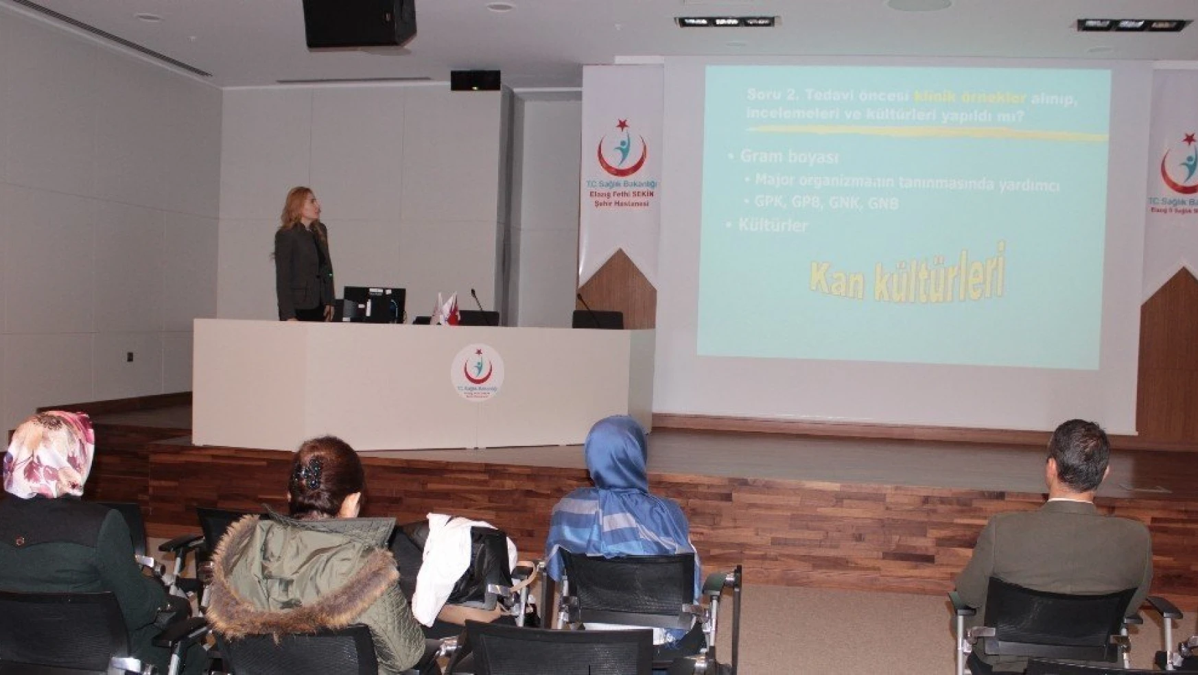 Elazığ'da 'Akılcı Antibiyotik Kullanımı' semineri