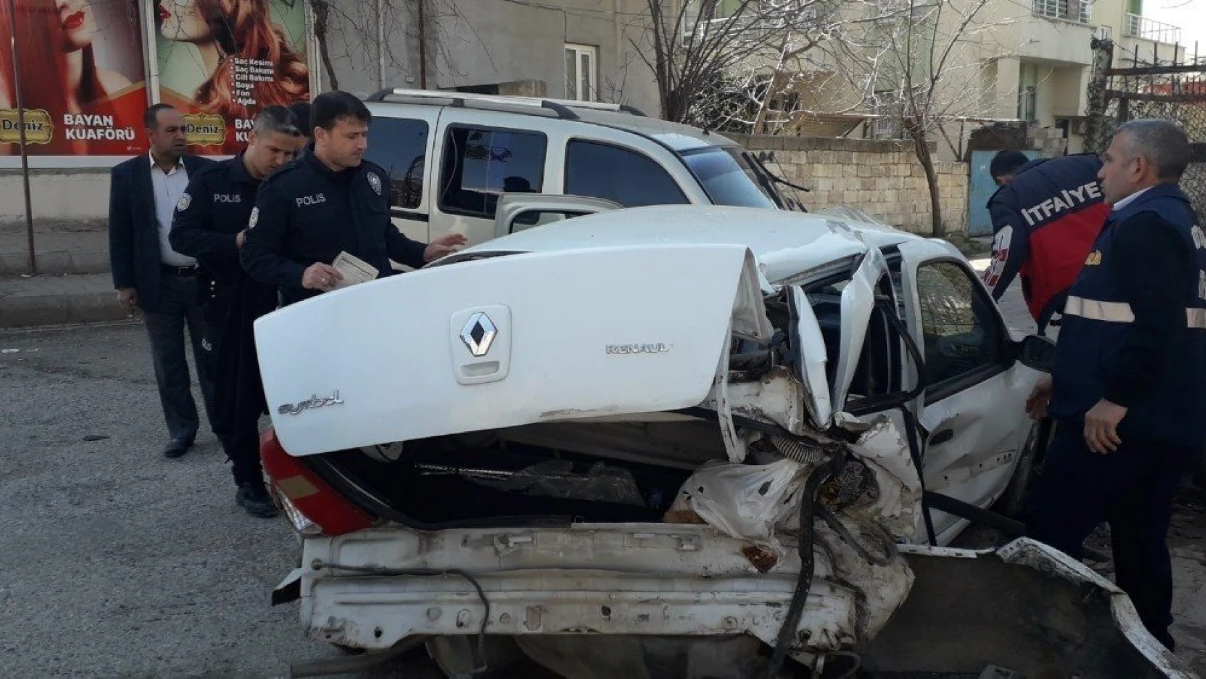 Kahta'da zincirleme kaza: 3 yaralı