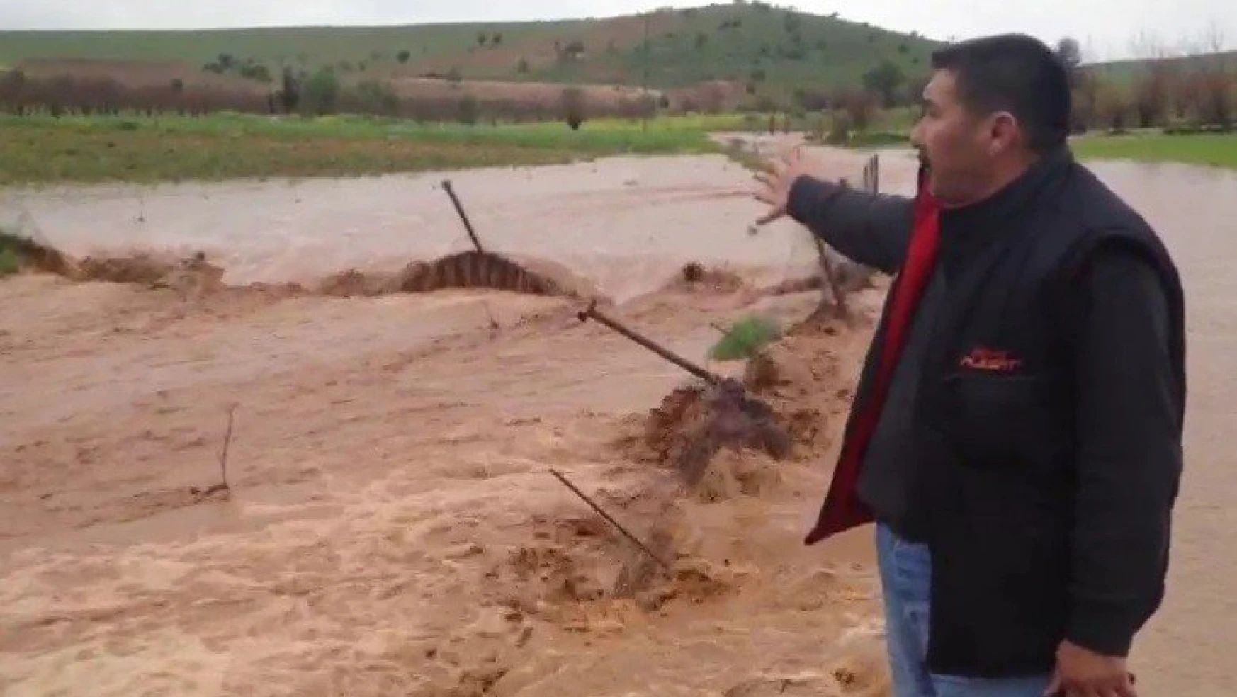 Şanlıurfa'da yağışlar sele neden oldu