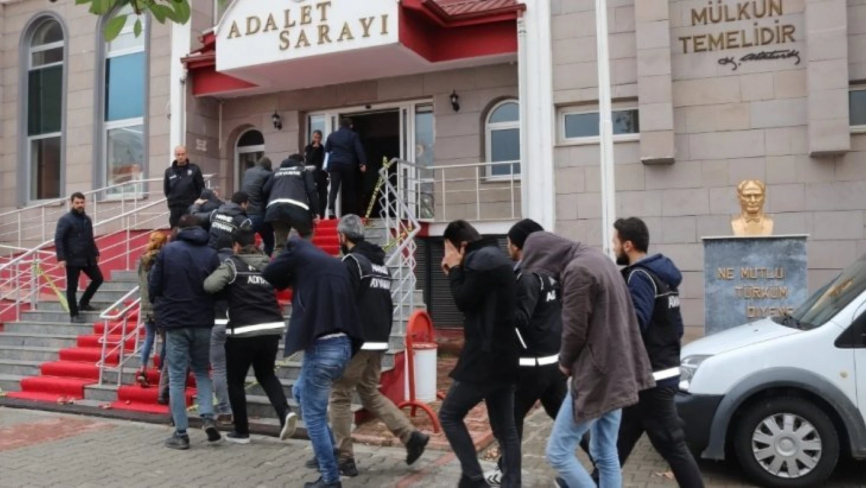 Adıyaman'da uyuşturucu operasyonu: 11 kişi tutuklandı