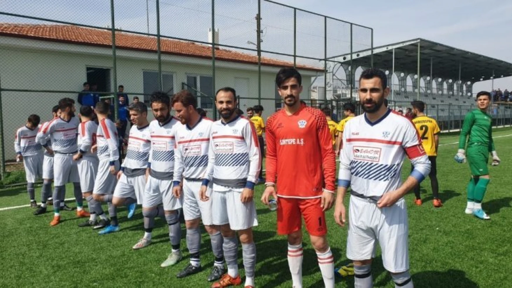 Arguvan Belediyespor Orduzuspor'u 2-0 mağlup etti