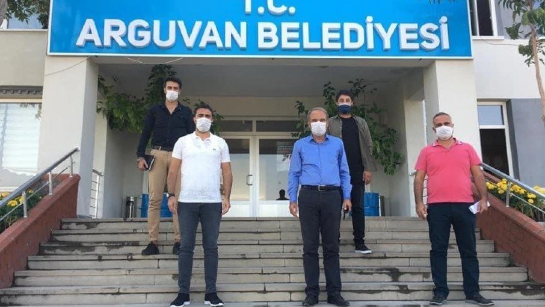 Arguvan Belediyespor Soner Bayram ile sözleşme imzaladı