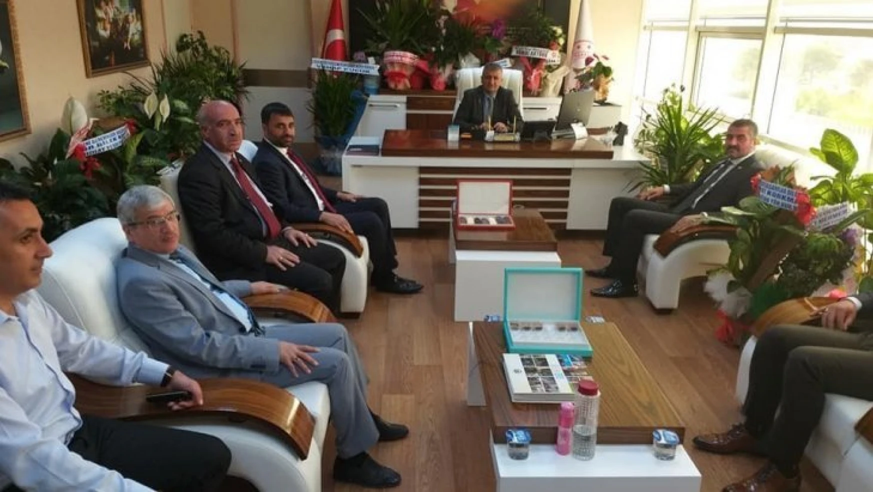 Başkan Avşar'dan yeni Başhekime ziyaret
