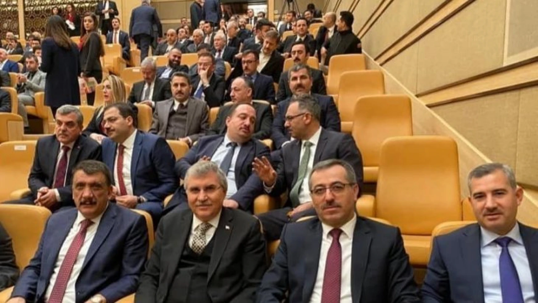 Başkan Çınar, Ankara'da temaslarda bulundu