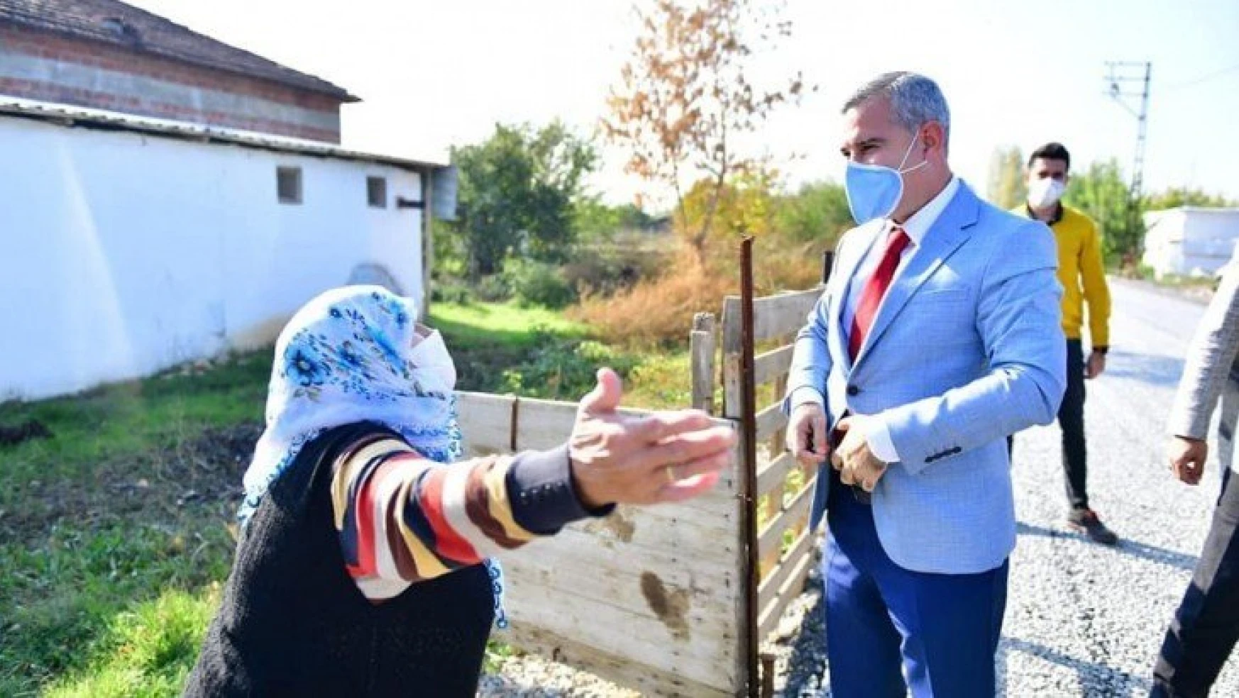 Başkan Çınar, Makbule Sultansuyu'nun çay davetini geri çevirmedi