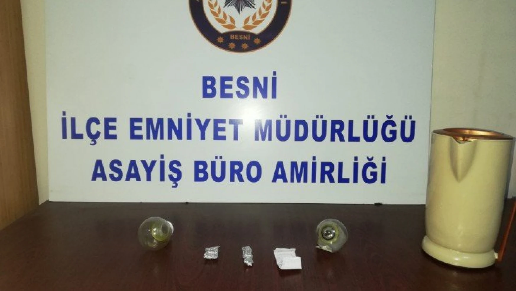 Besni'de 12 şahıs uyuşturucudan gözaltına alındı