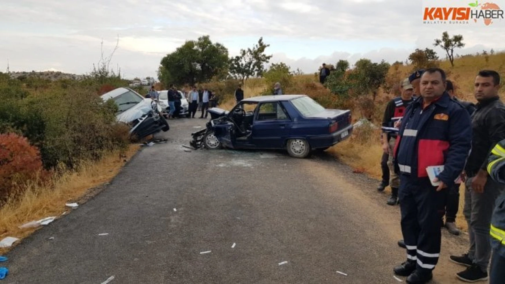 Besni'de trafik kazası: 6 yaralı