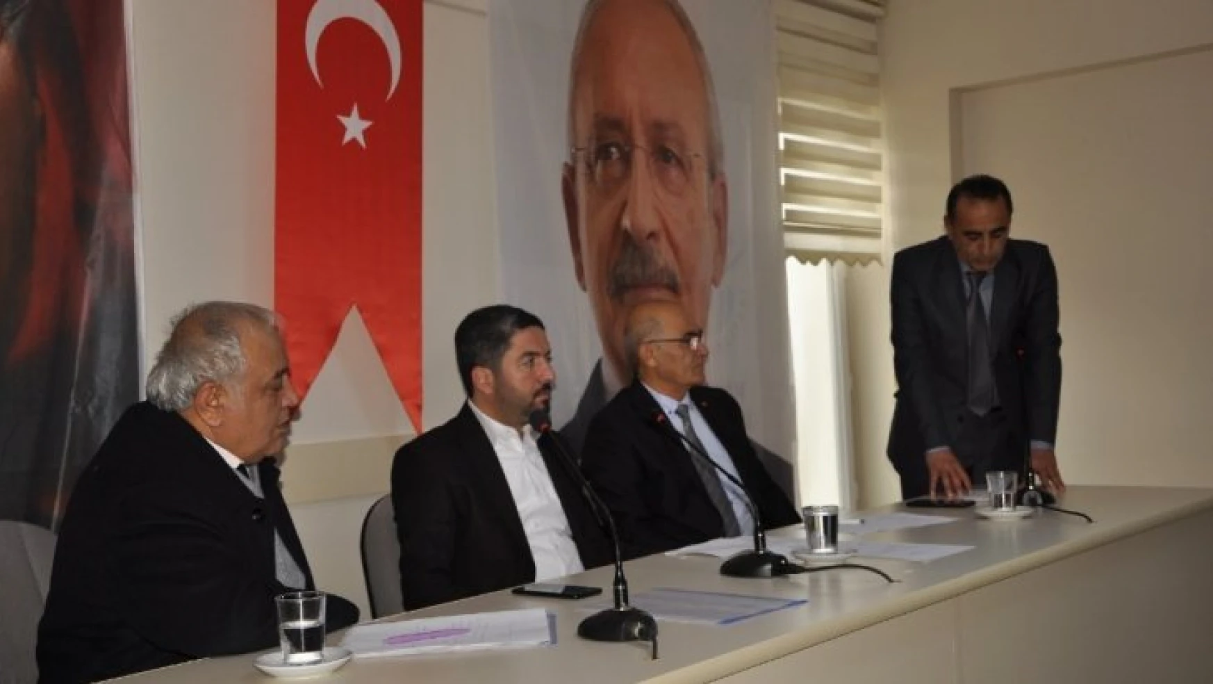 CHP Arguvan İlçe Başkanlığına Aslantürk seçildi