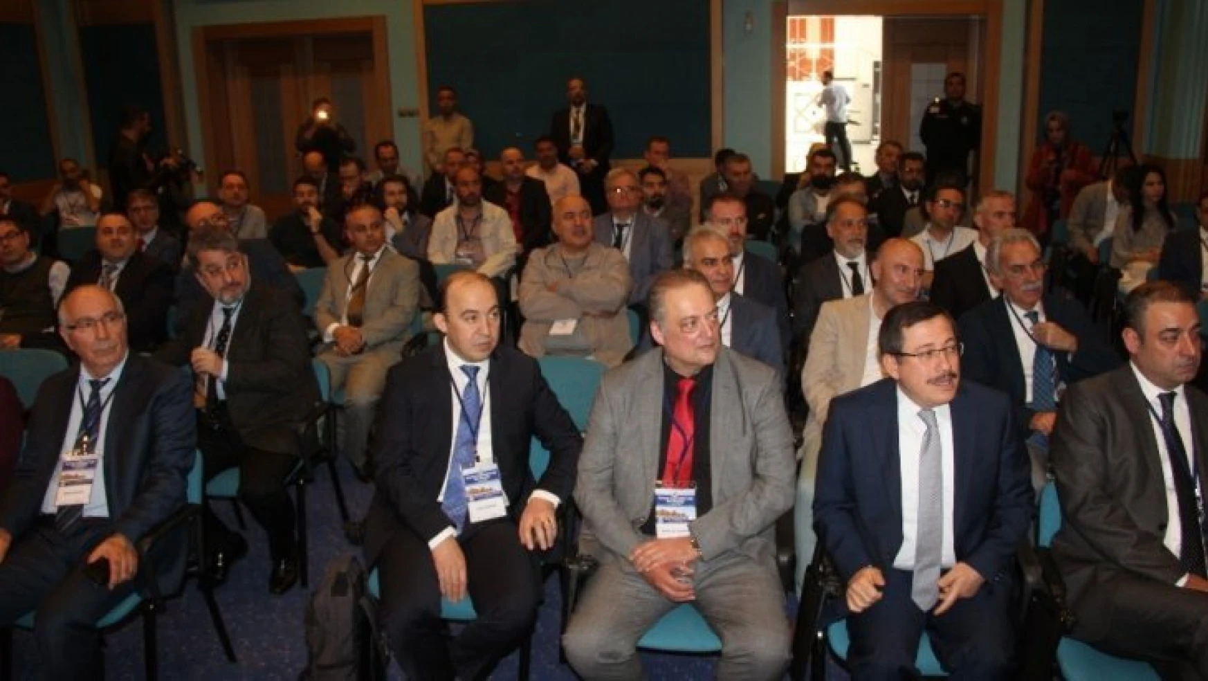 'Damar Cerrahisi'nde Gri alanlar'  toplantısı Malatya'da  yapıldı