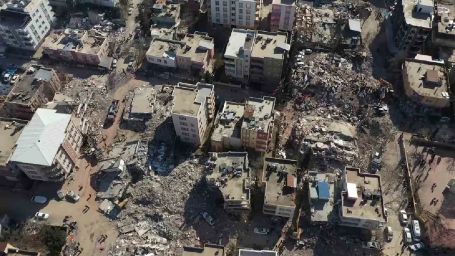 Depremin 5'inci gününde Adıyaman havadan görüntülendi