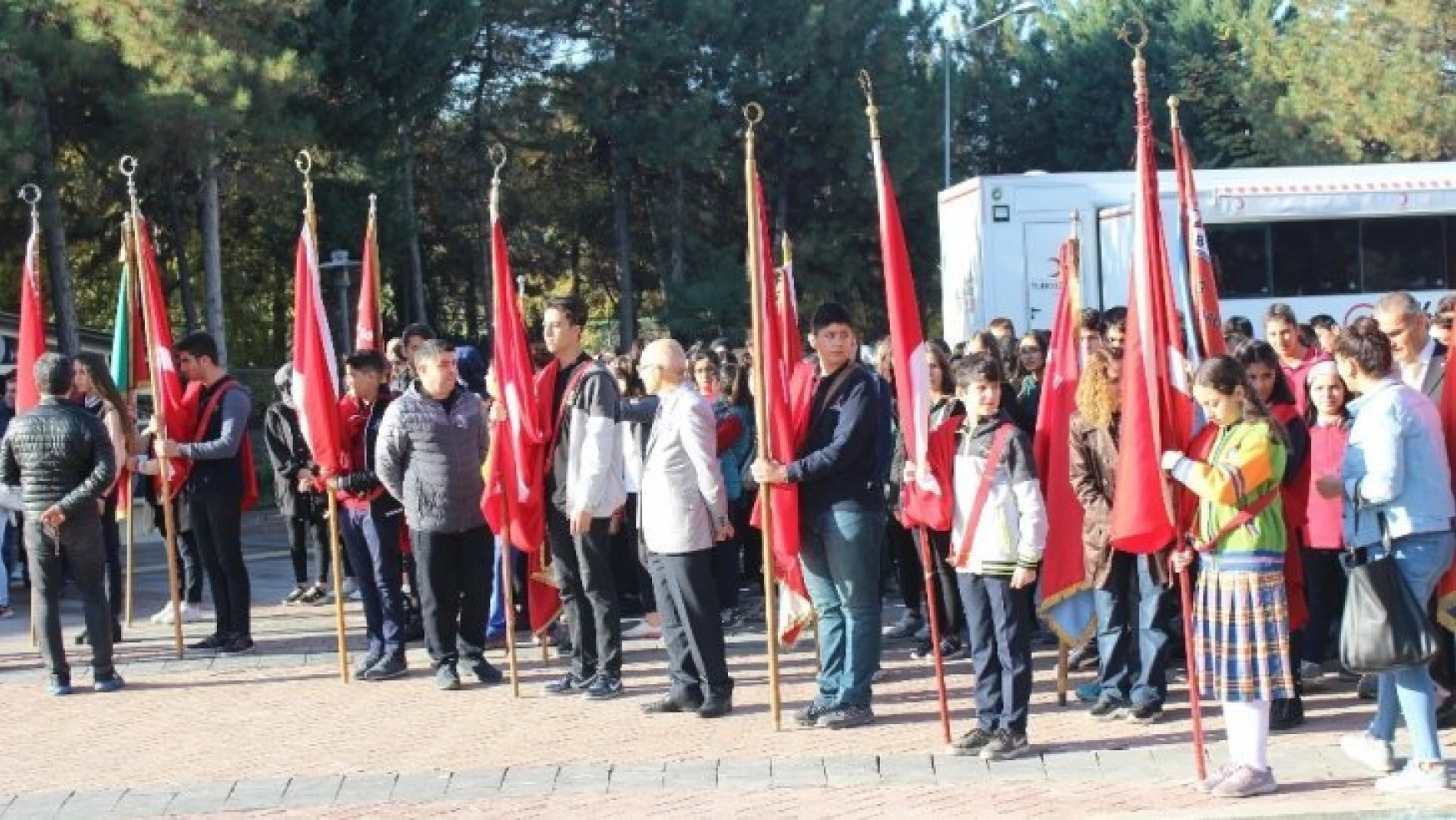 Elazığ'da 10 Kasım Atatürk'ü Anma Günü
