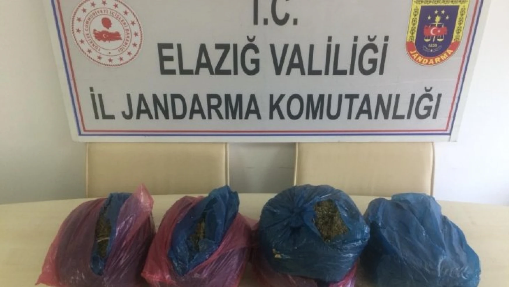Elazığ'da 6 kilo 650 gram uyuşturucu elegeçirildi