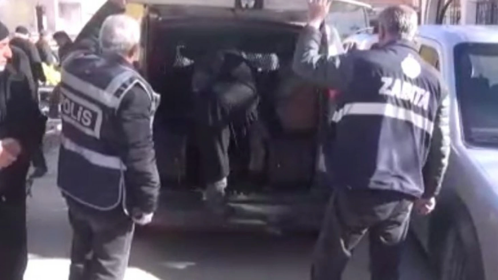 Elazığ'da dilenci operasyonu: 23'ü yakalandı işlem yapıldı