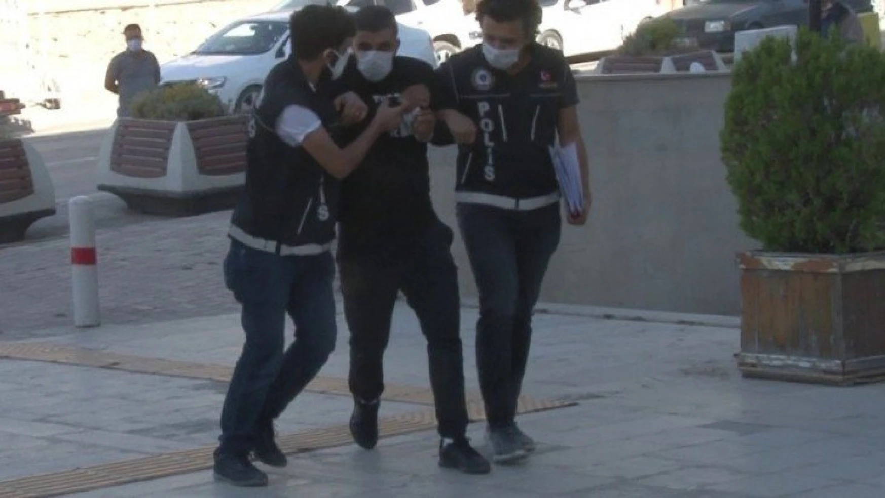 Elazığ'da kokainle yakalanan şüpheli tutuklandı
