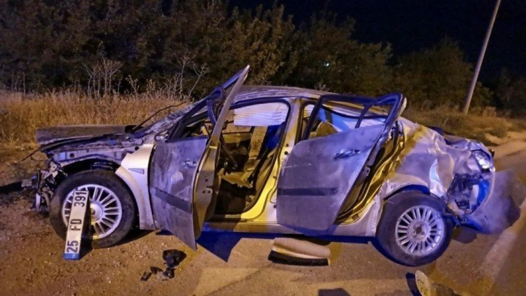 Elazığ'da otomobil takla attı: 3 yaralı