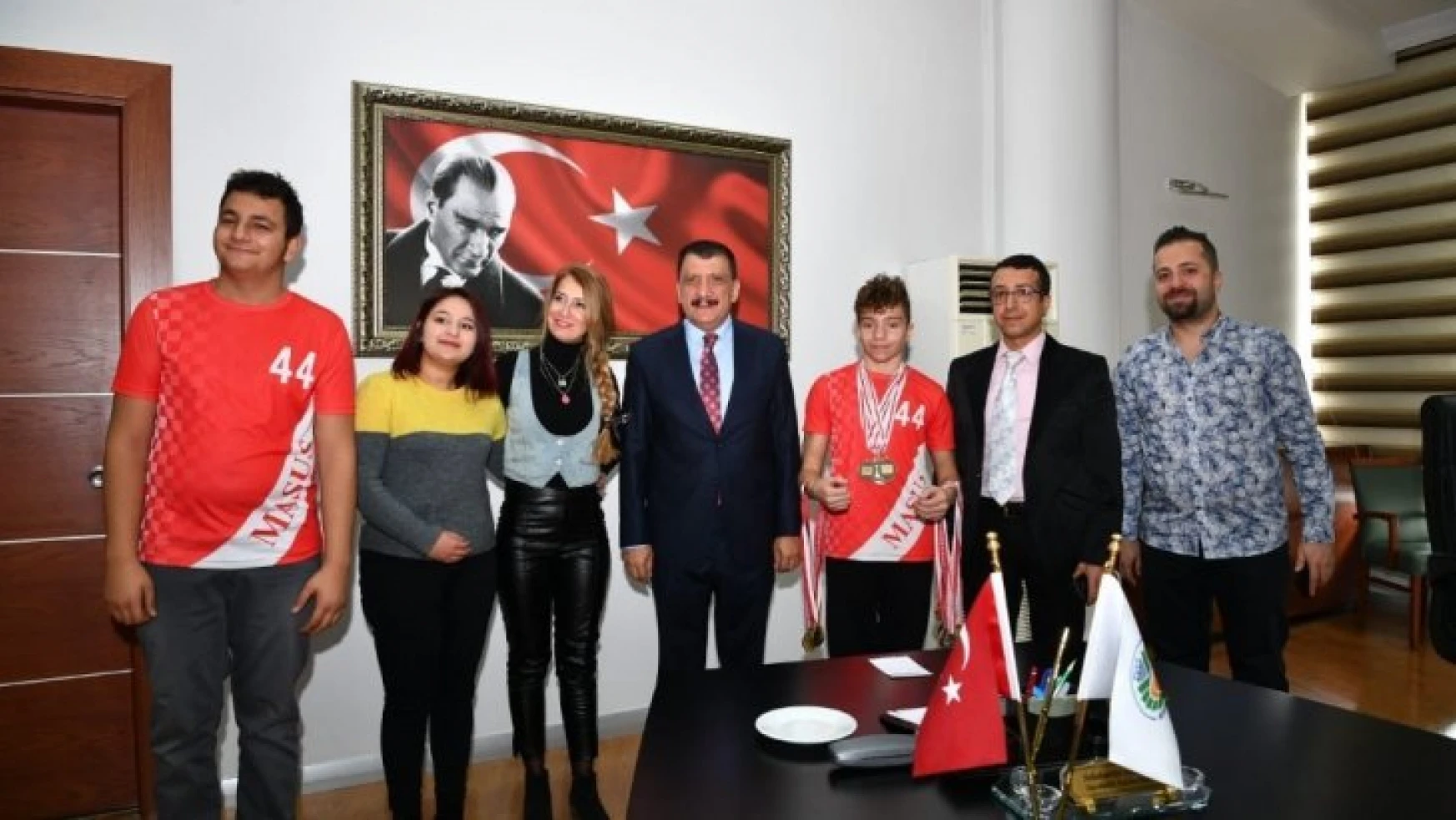 Engelli sporculardan Başkan Gürkan'a ziyaret