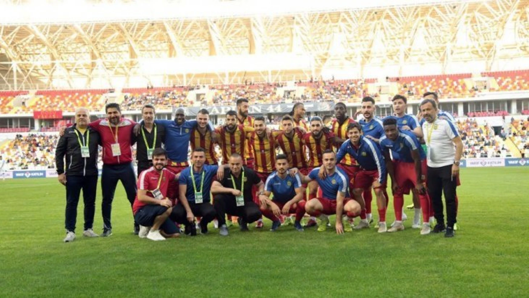 E.Y. Malatyaspor sözleşmesi biten 11 futbolcu ile yollarını ayırıyor