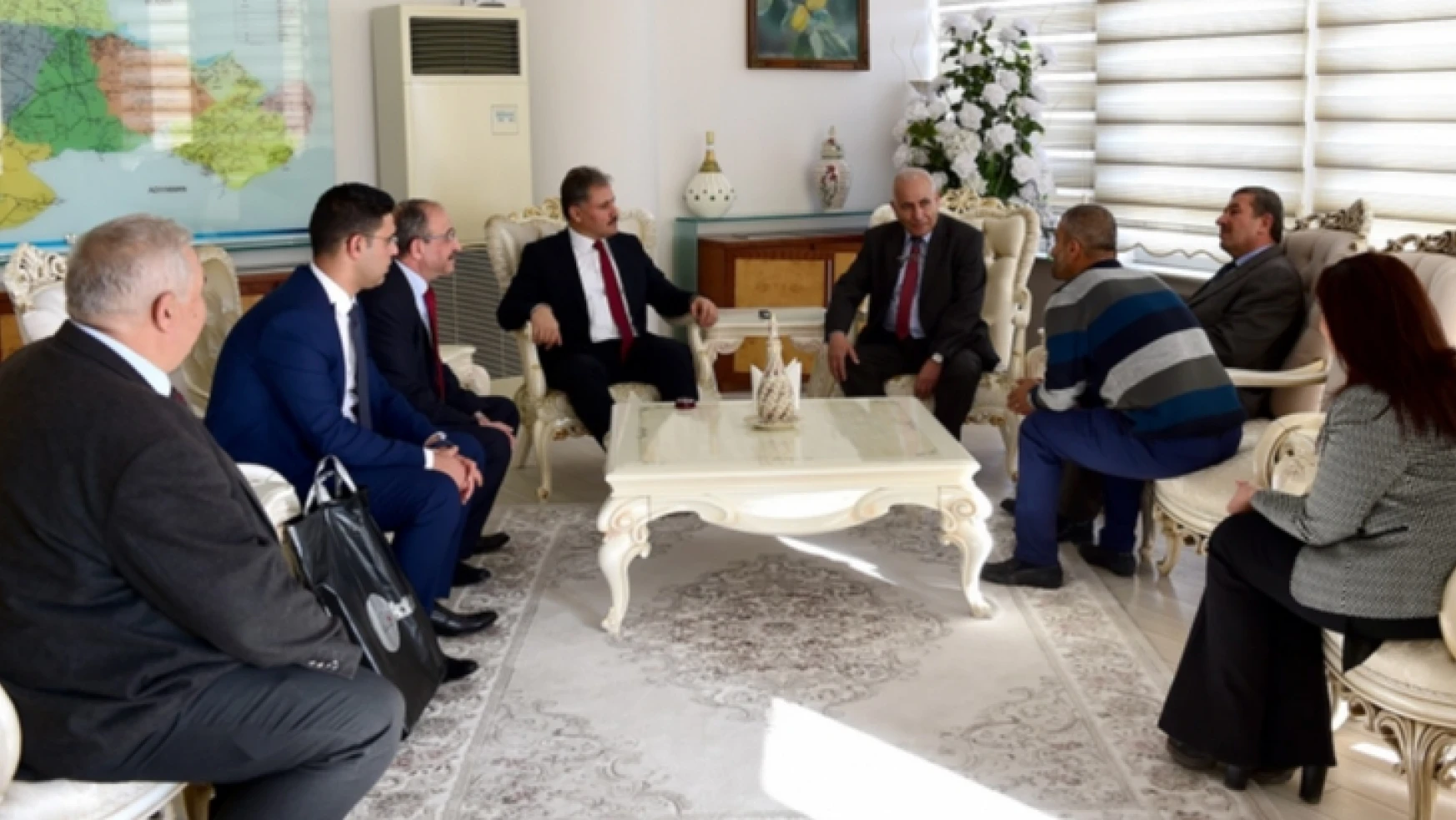Filistin'li heyetten başkan Çakır'a ziyaret