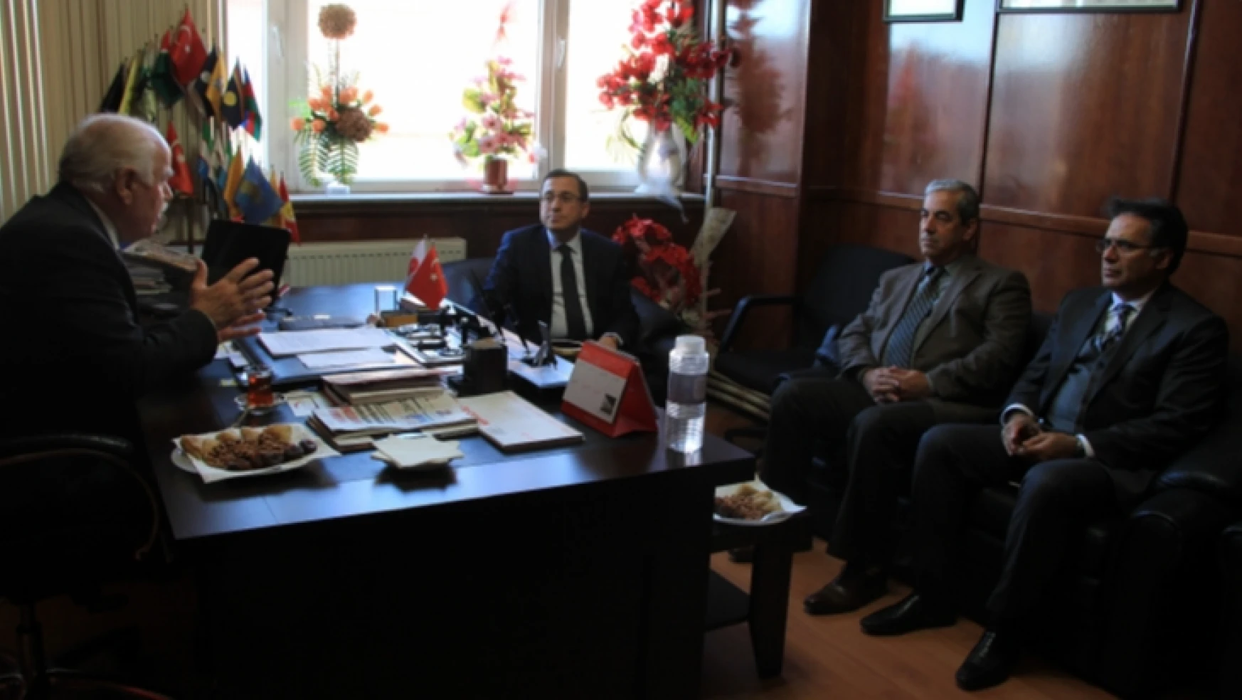 Rektör Kızılay'dan MHP İl Başkanı Erdem'e ziyaret