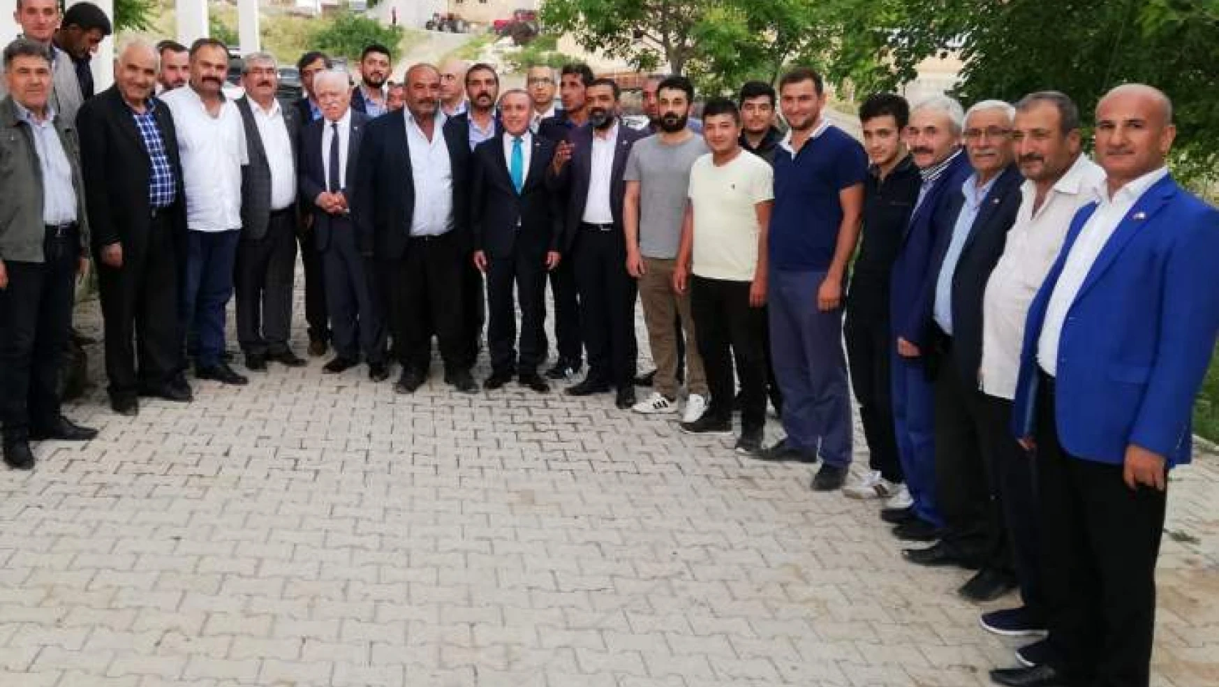 MHP'li Ömer Ekici, baba ocağında coşkuyla karşılandı