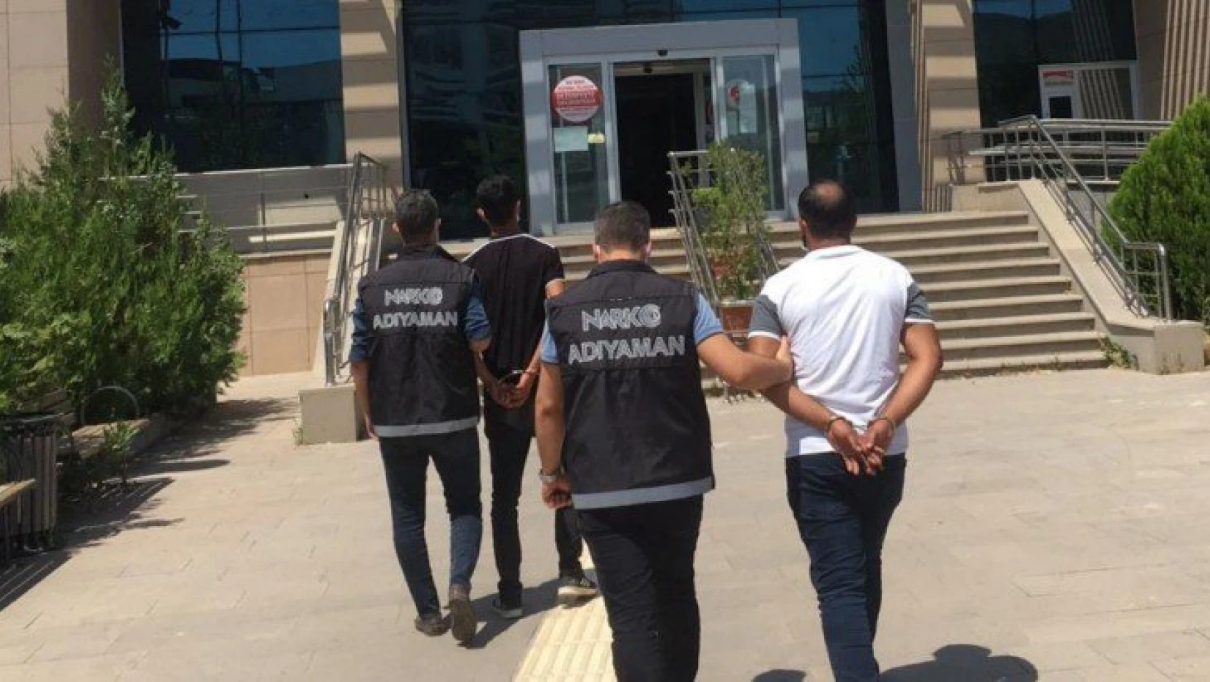 Kahta'da uyuşturucu operasyonu: 2 Tutuklama