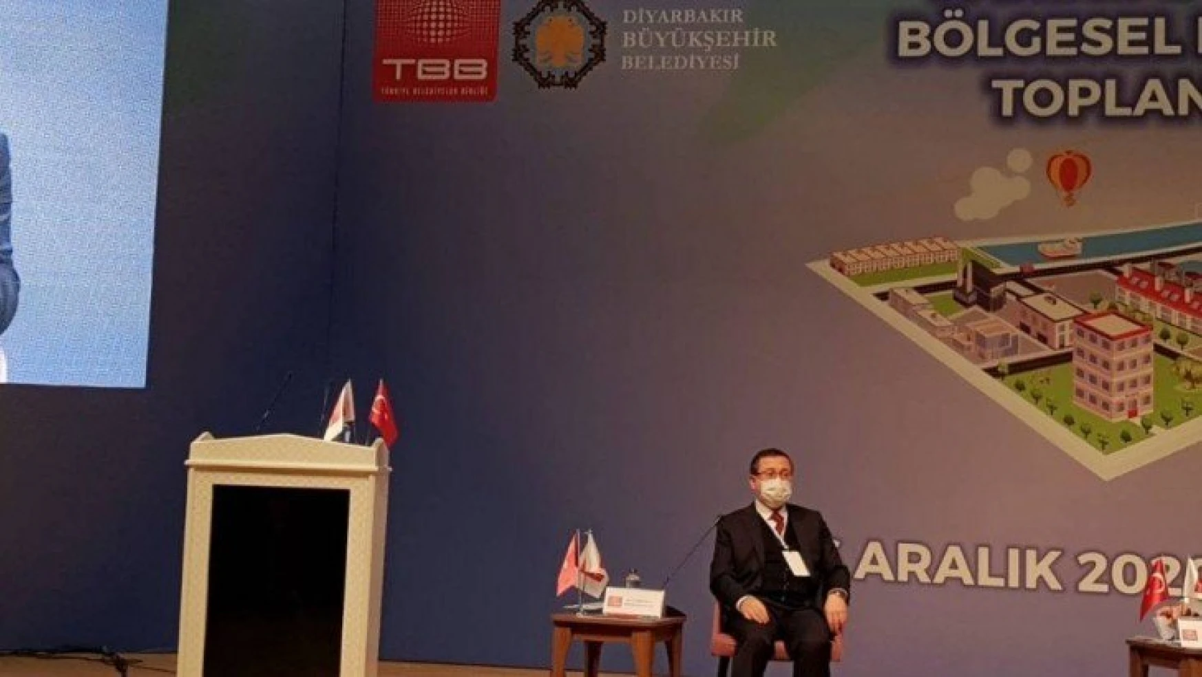 Kızılay, 'Akıllı Şehirler' oturumuna başkanlık yaptı