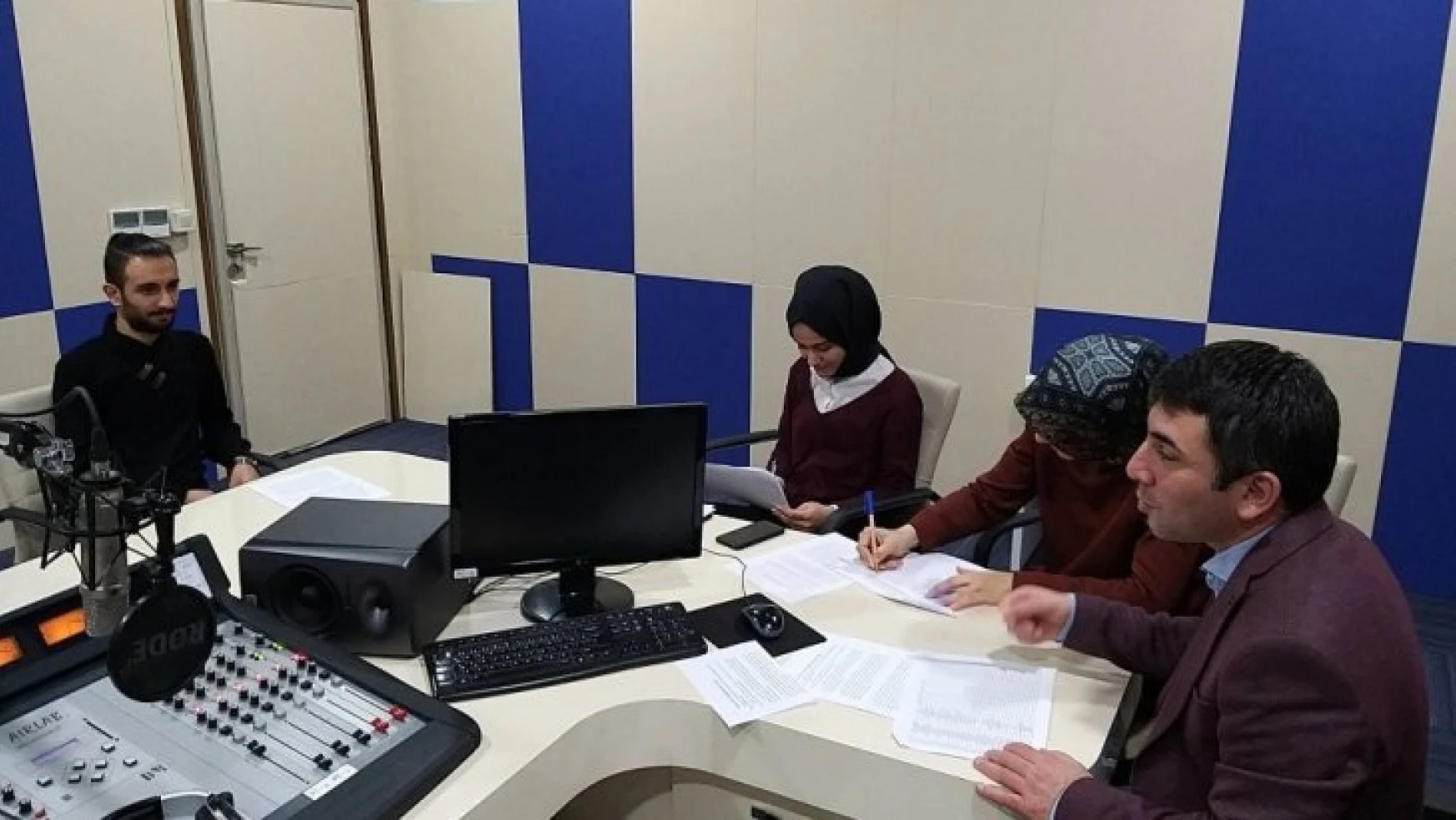Malatya'da 25 kişilik radyo kadrosu için 180 kişi başvurdu