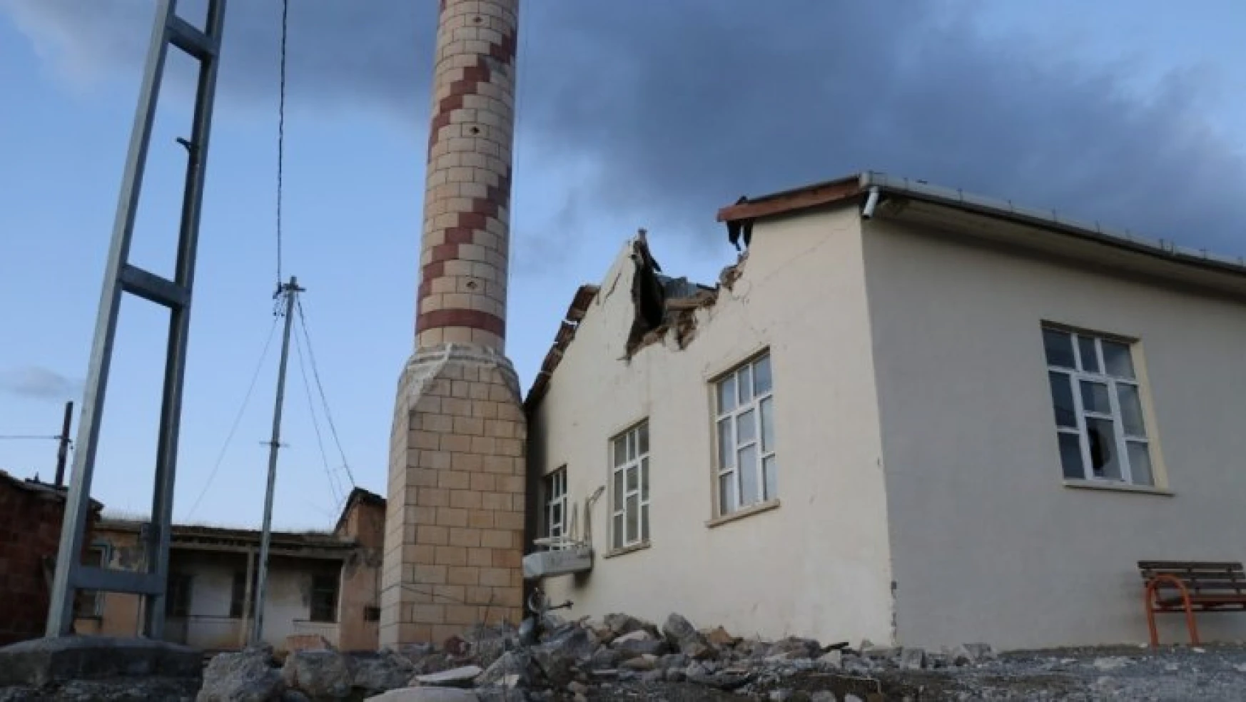 Malatya'da 286 bina acil yıkılmayı bekliyor