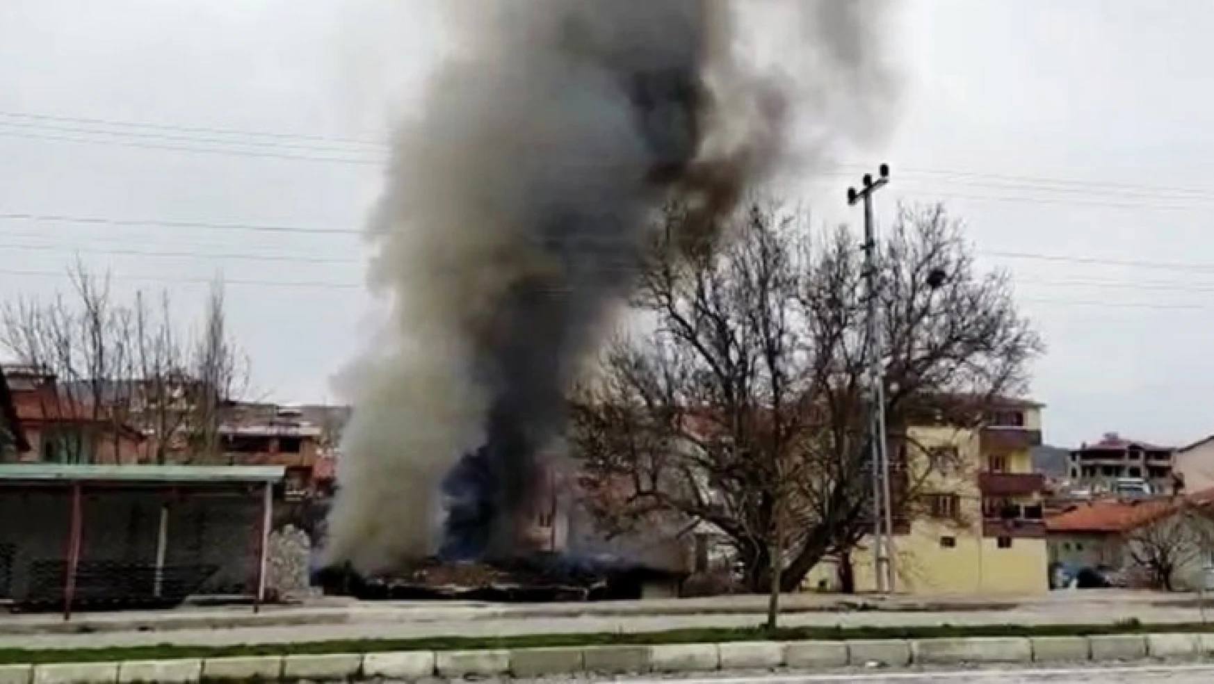 Malatya'da ev yangını maddi hasara yol açtı