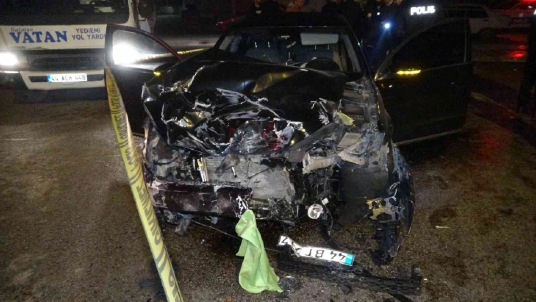 Malatya'da işçi servisi ile otomobil çarpıştı: 10 yaralı