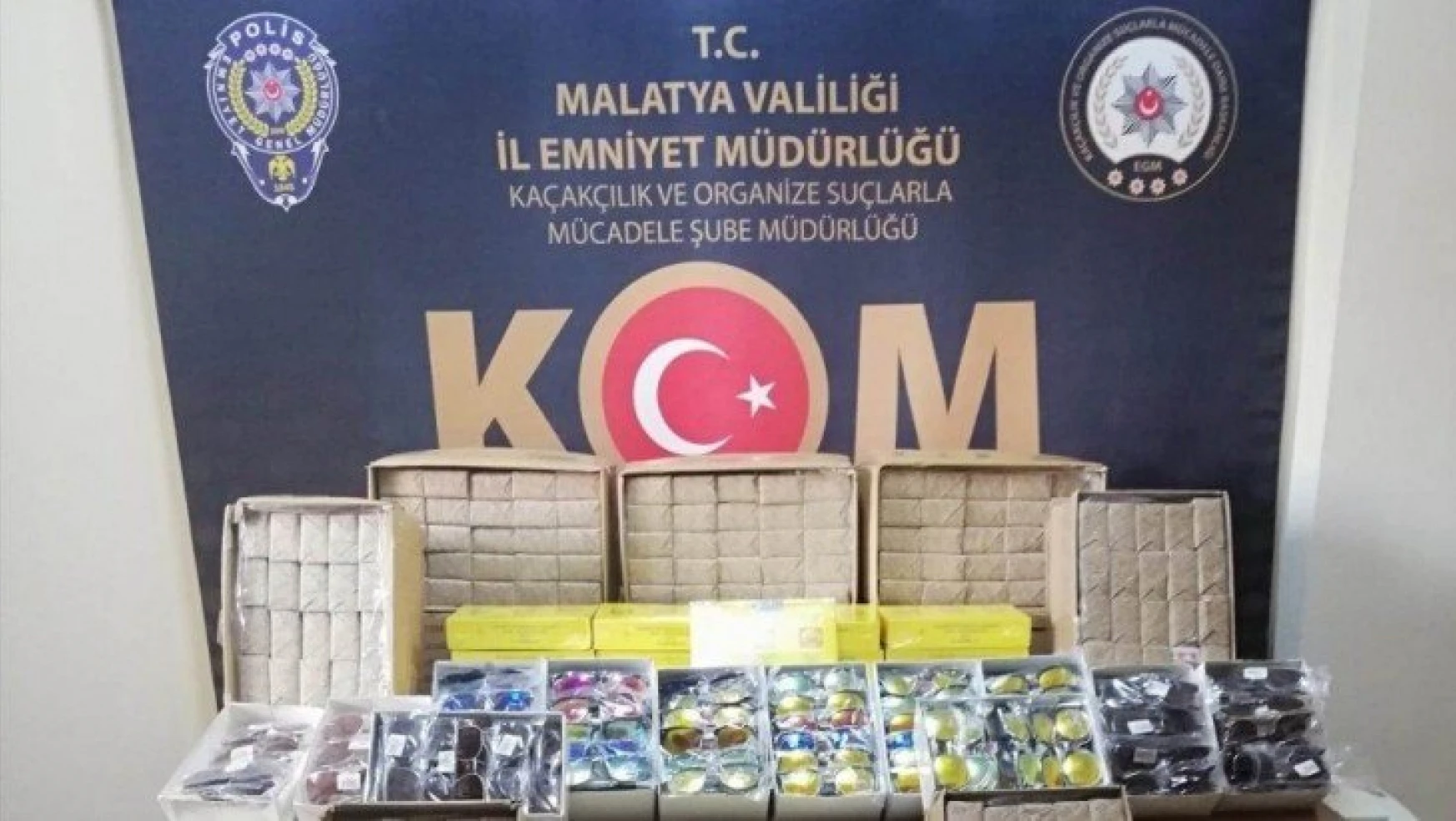 Malatya'da kaçak sigara kağıdı ve güneş gözlüğü ele geçirildi