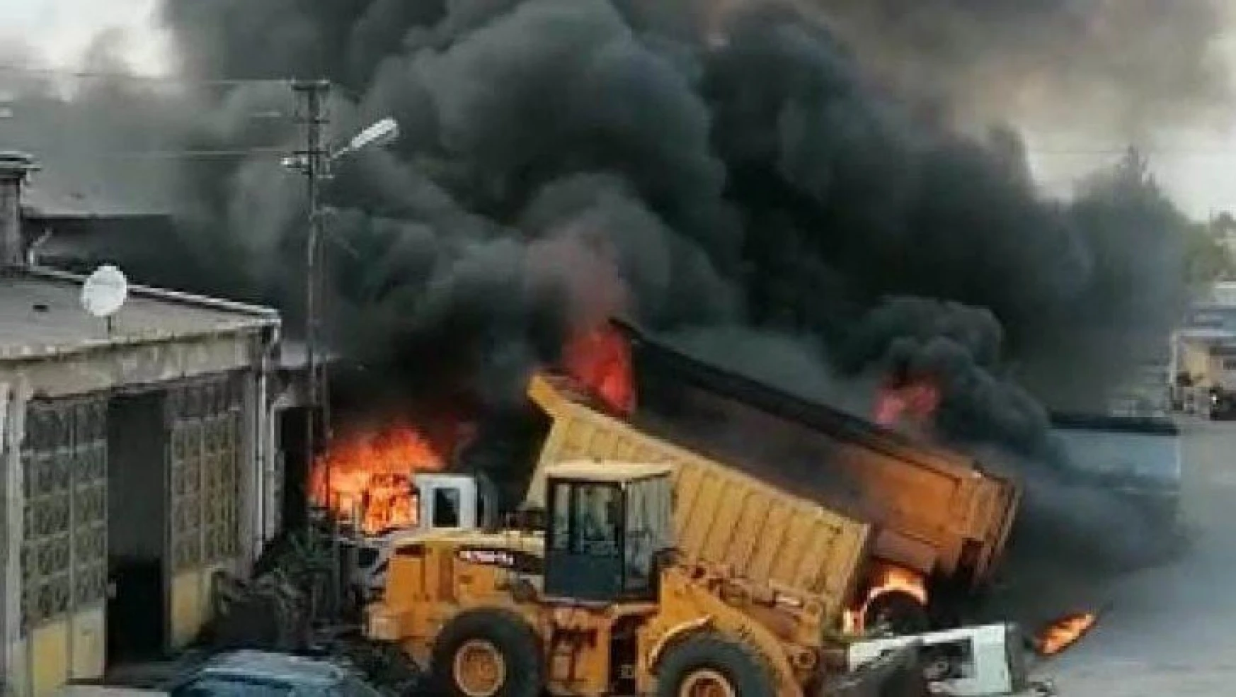 Malatya'da Küçük Sanayi Sitesi'nde patlama: 4 yaralı