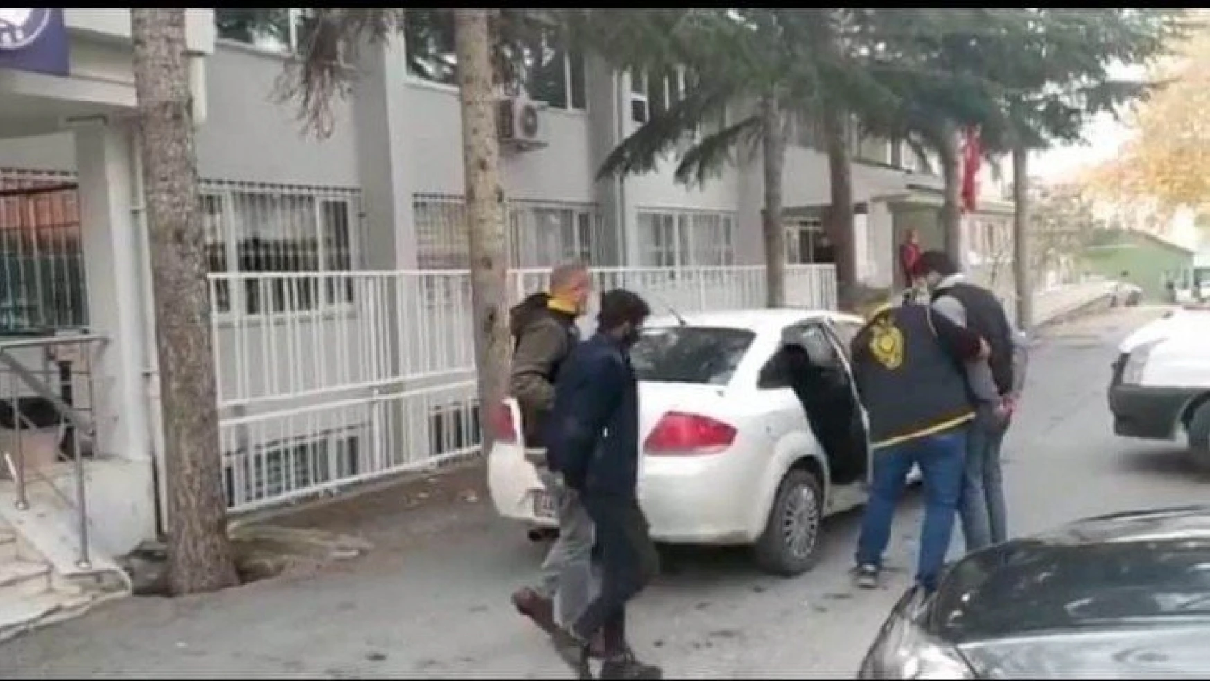 Malatya'da otodan hırsızlığa 2 tutuklama
