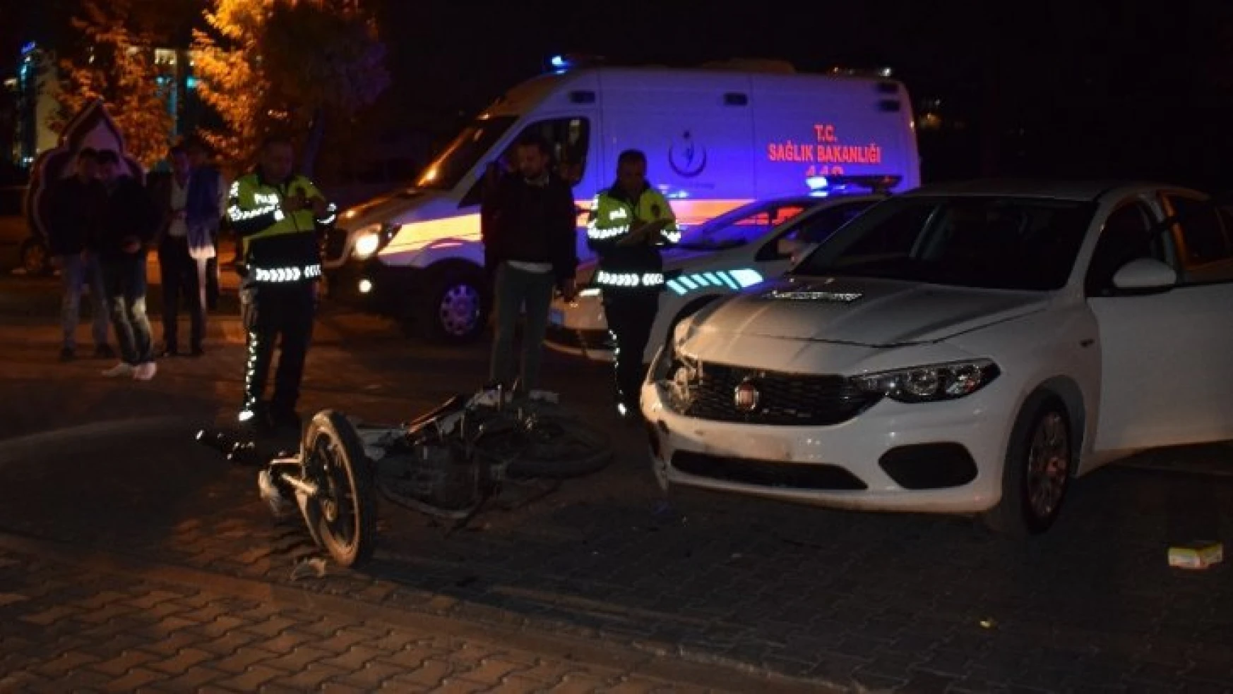 Malatya'da otomobil ile motosiklet çarpıştı: 1 yaralı