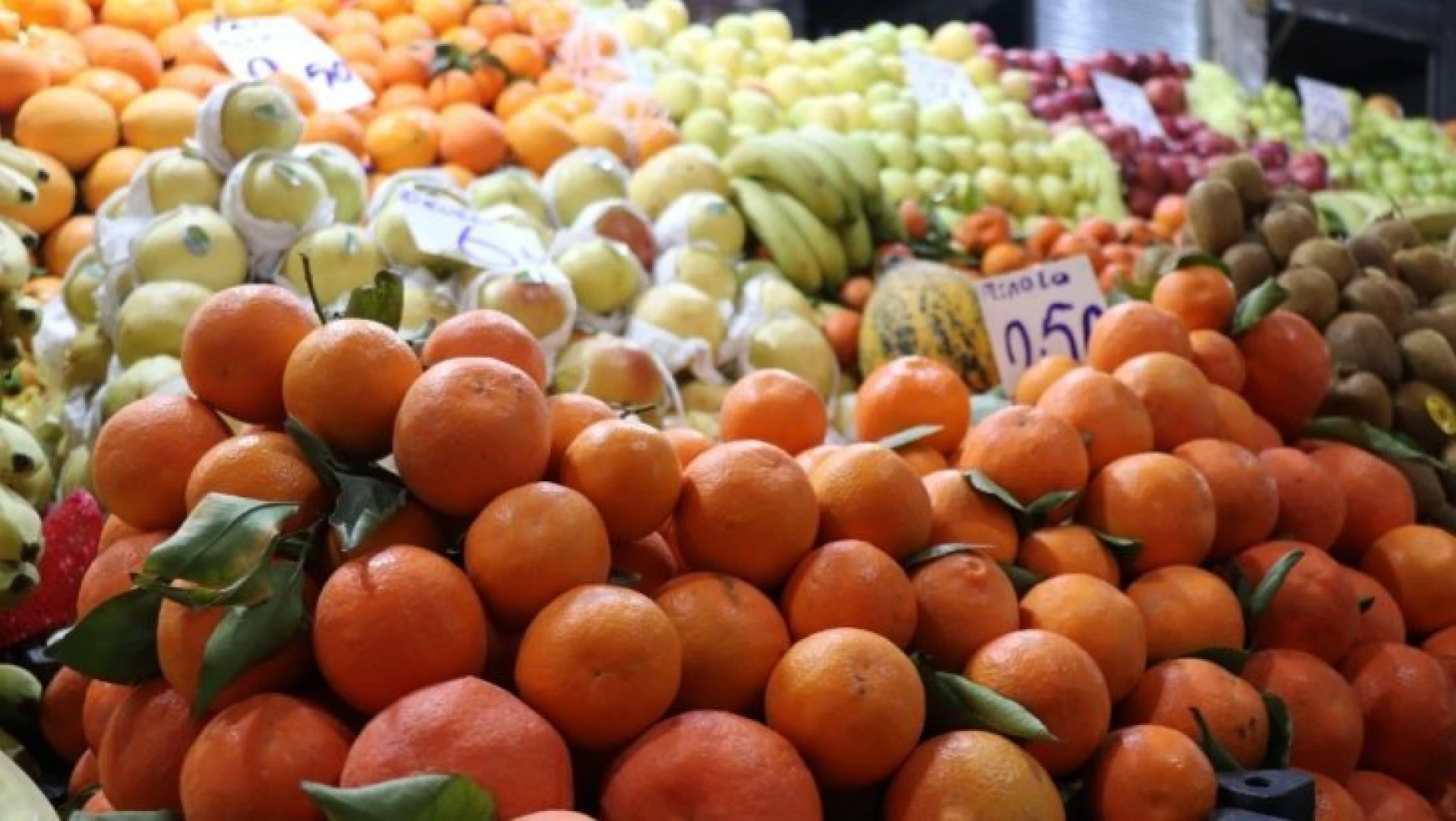 Malatya'da patlıcan fiyatı yükseldi, portakal fiyatı düştü