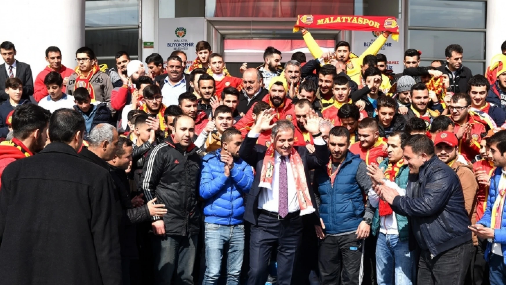 Evkur Yeni Malatyaspor'a destek çağrısı