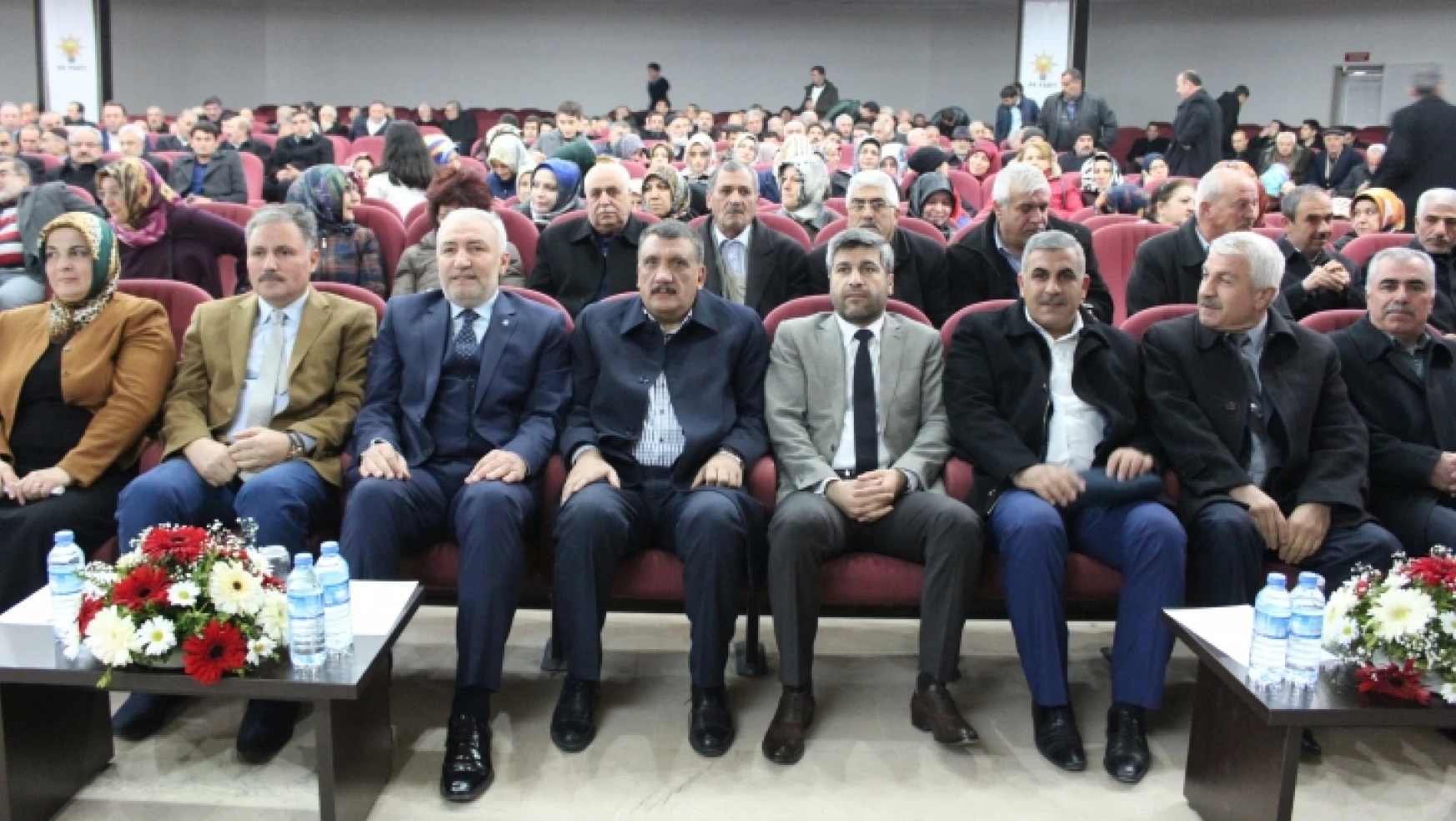 AK Parti Genişletilmiş İl Danışma Meclisi toplandı