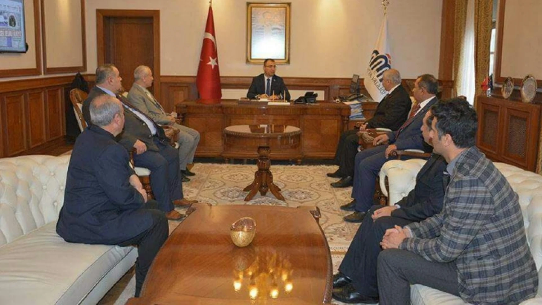 Türkiye Kamu-Sen Başkanı Çelik'ten Vali Toprak'a ziyaret