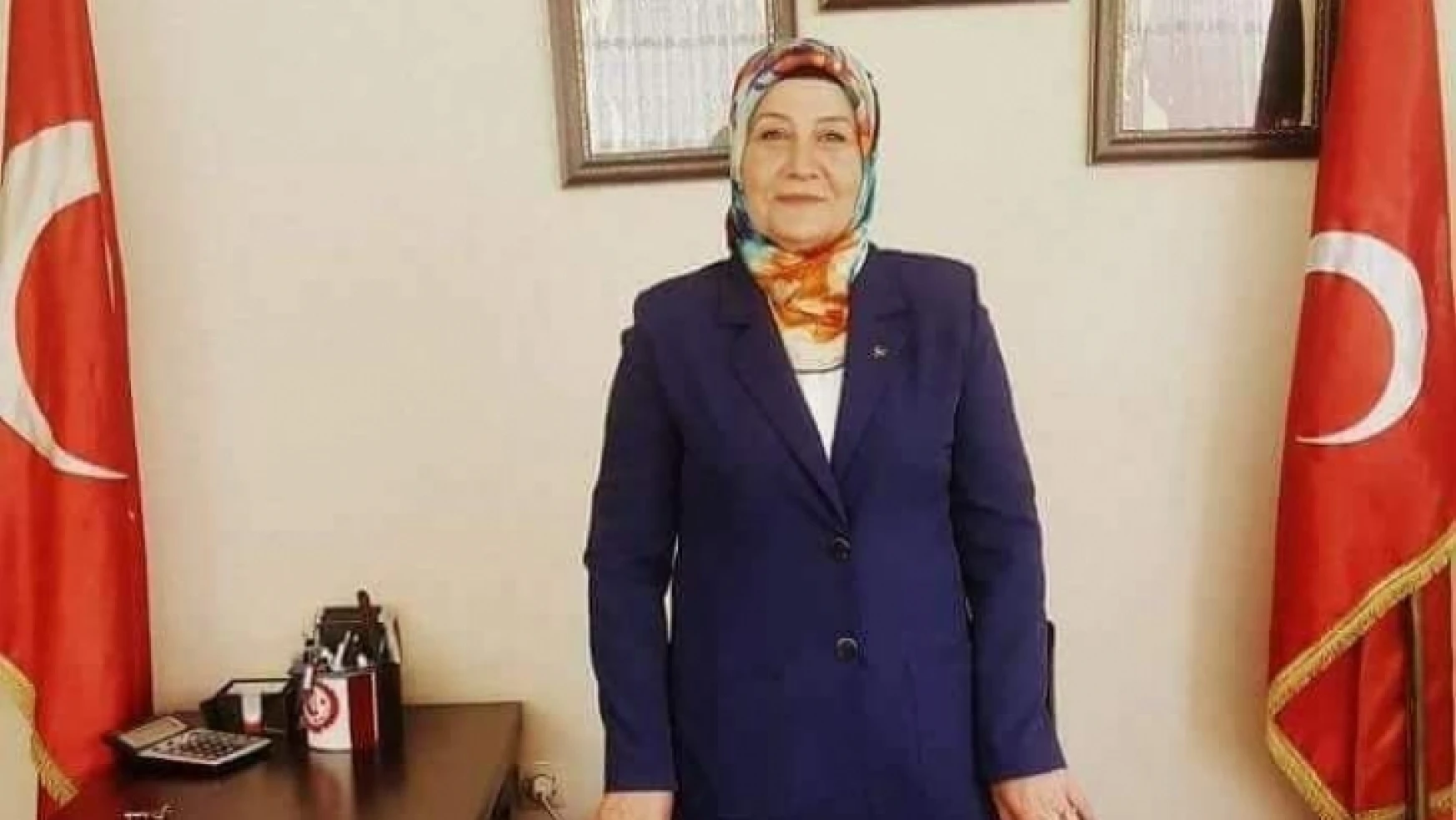 MHP'de değişim sürüyor: Kadın Kolları'na yeni başkan!