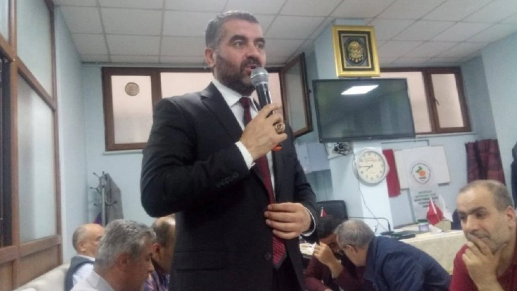 MHP'li Avşar, İstanbul'da seçim çalışmalarını sürdürüyor