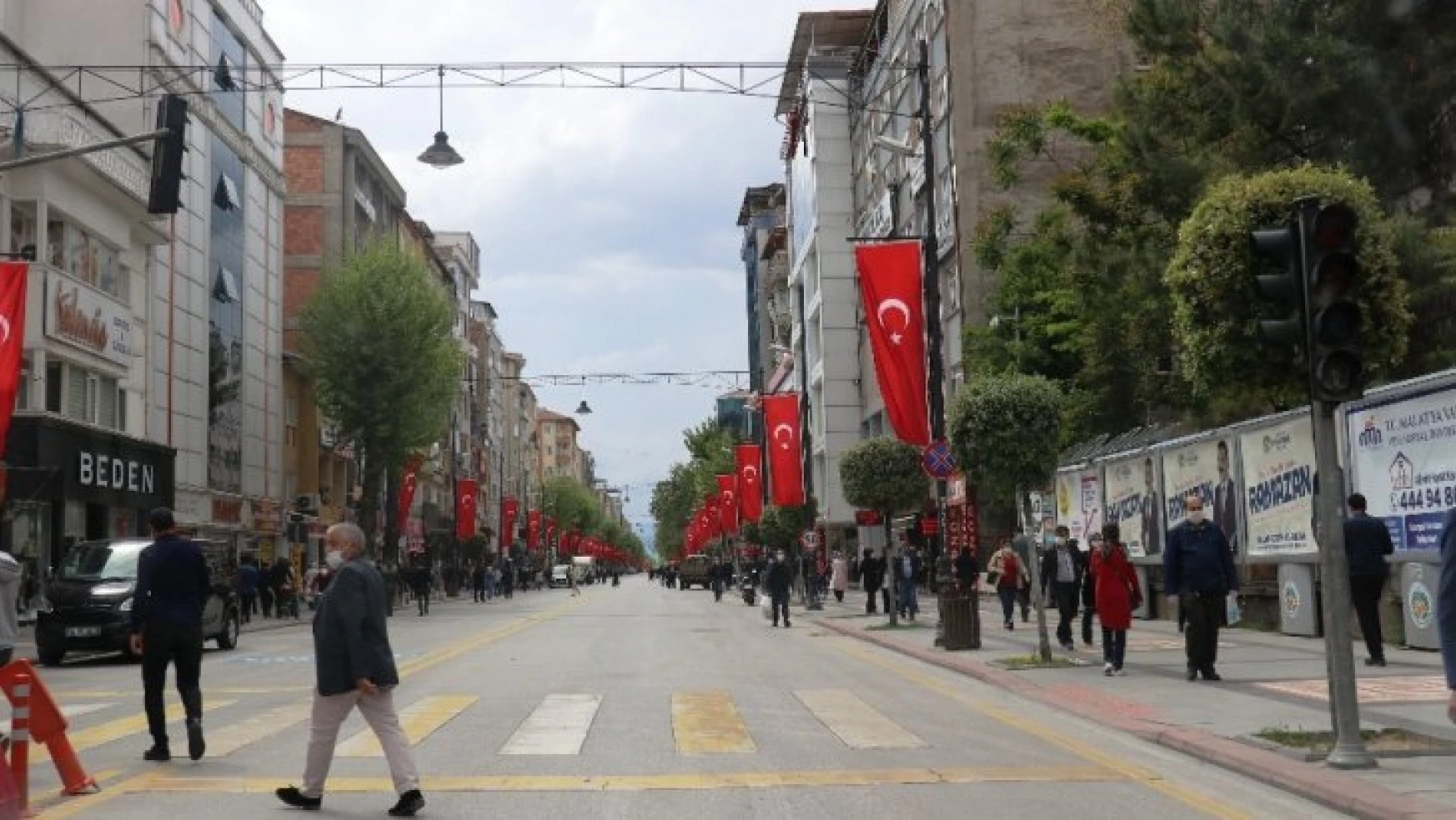 MTSO Başkanı Sadıkoğlu'ndan kapalı caddelerin açılması önerisi