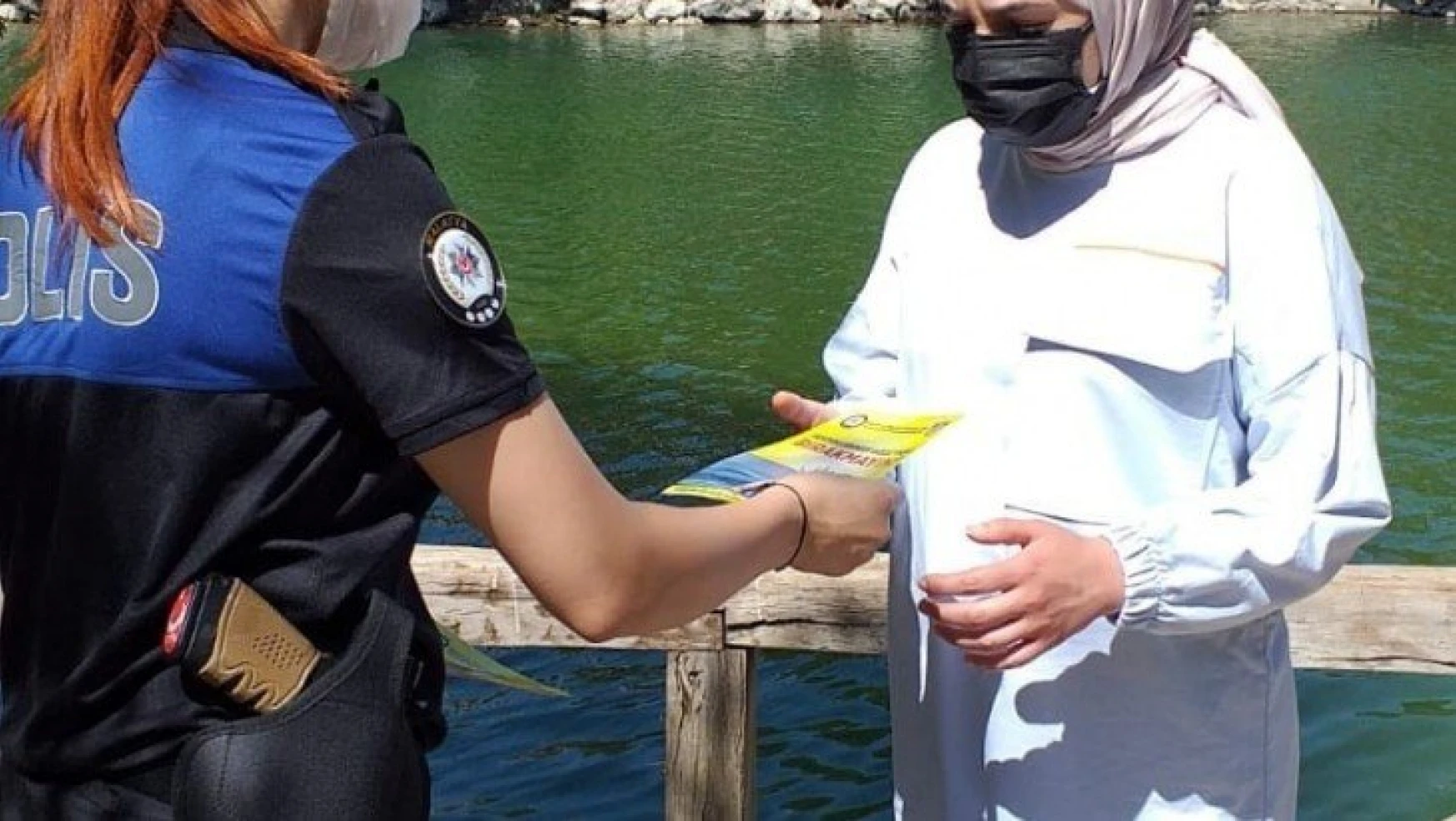 Polis ekiplerinden boğulma vakalarına karşı bilgilendirme