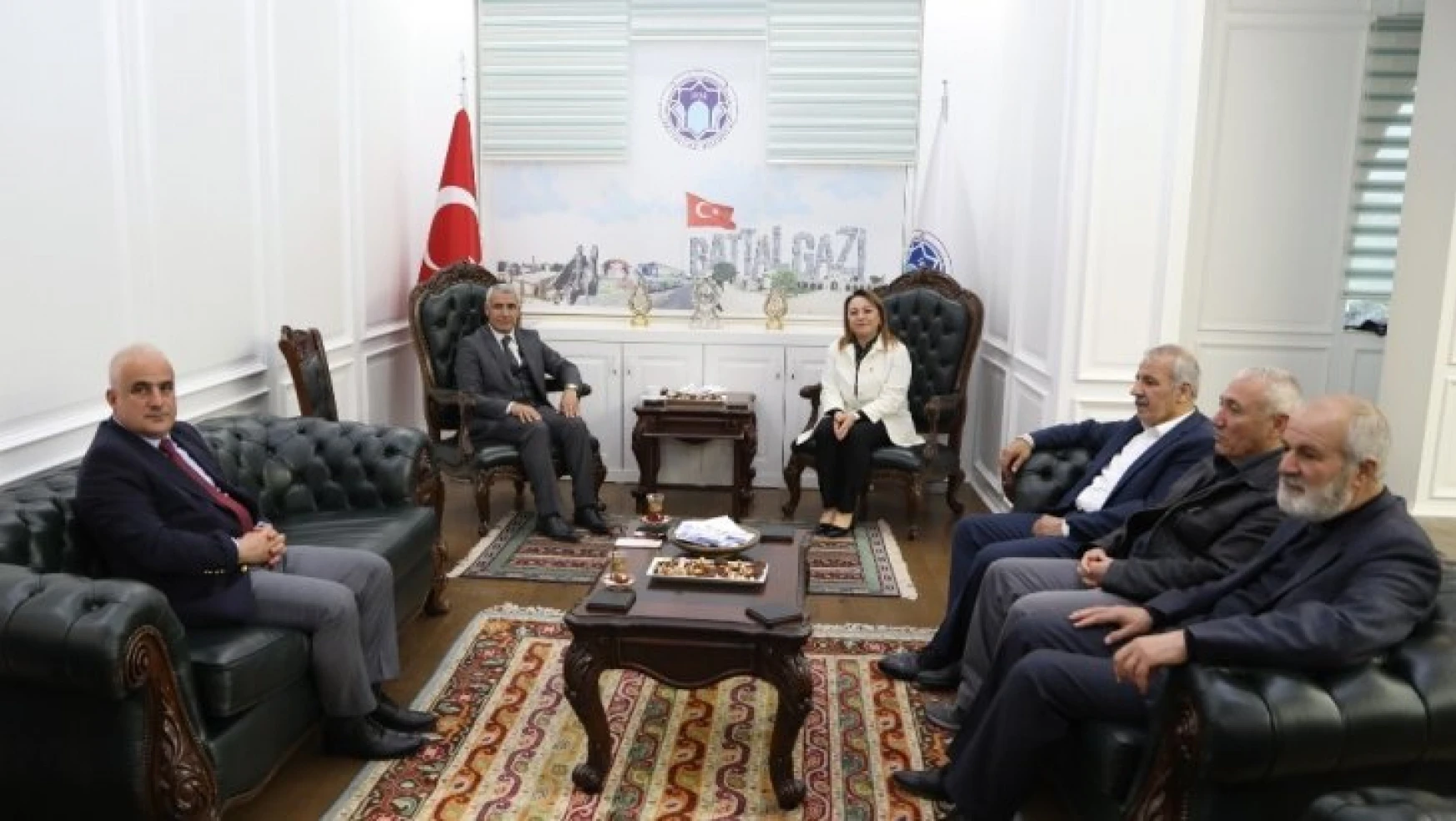 Rektör Karabulut'tan Başkan Güder'e ziyaret