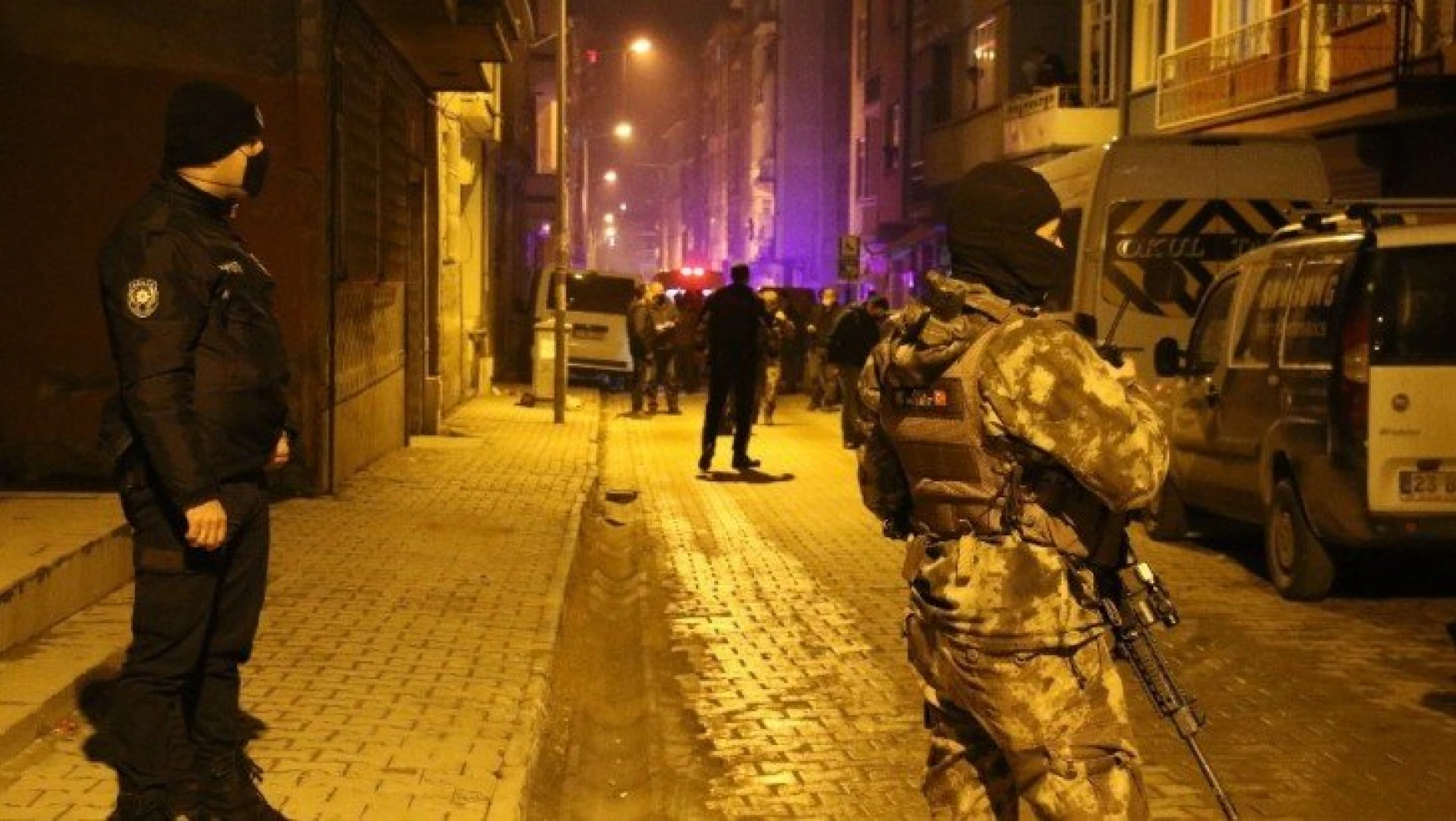 Sokak arasında silahlı kavga: 1 ağır yaralı
