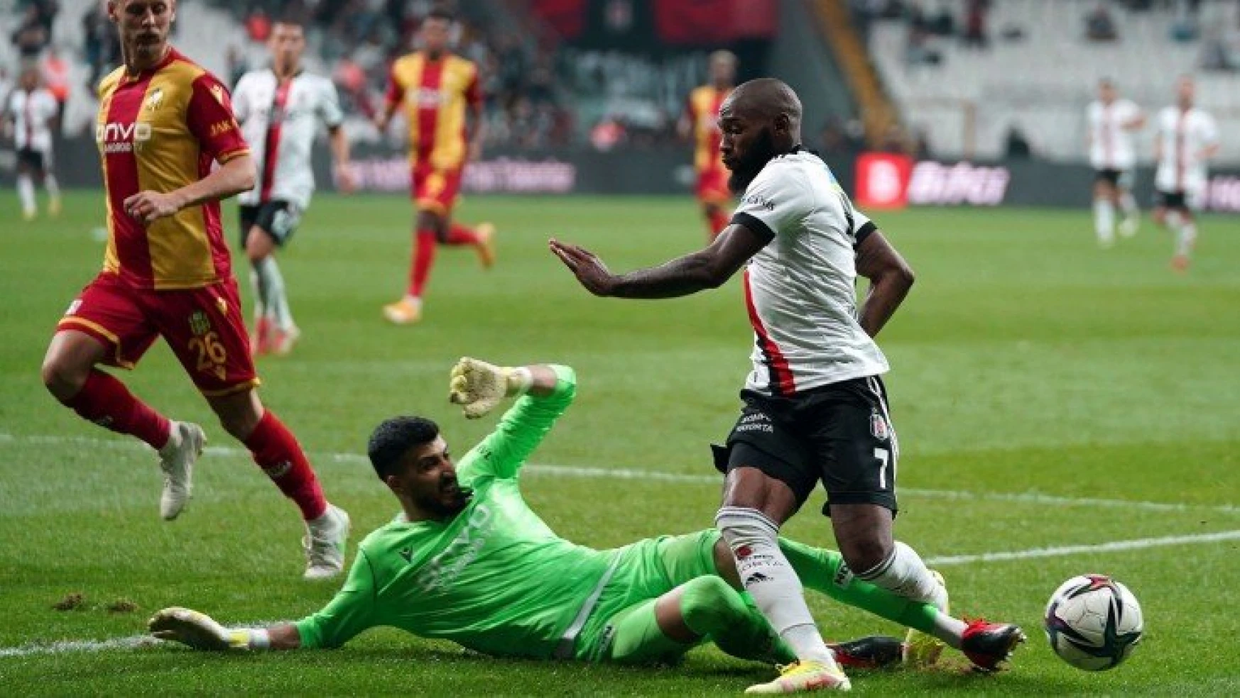 Beşiktaş: 3 - Yeni Malatyaspor: 0
