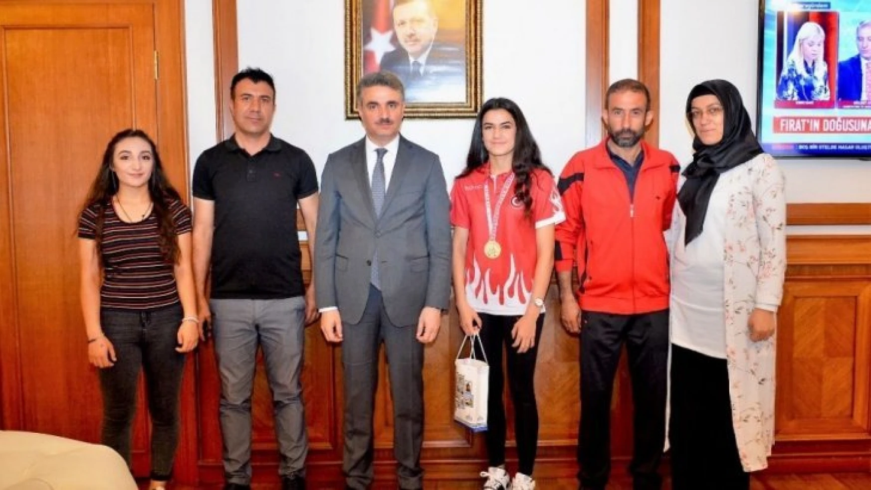 Türkiye Boks Şampiyonu Hatice Akbaş Malatya'nın gururu oldu